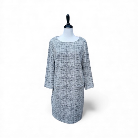 Nicole Miller Dresses & Skirts - Nicole‎ Miller Gray and black Long Sleeve Dress